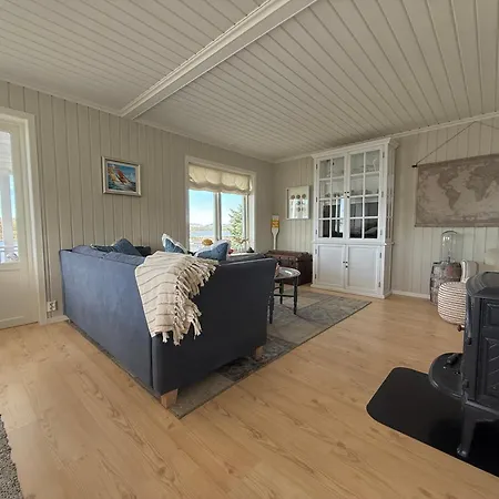 Fjordlykke Holiday home *
